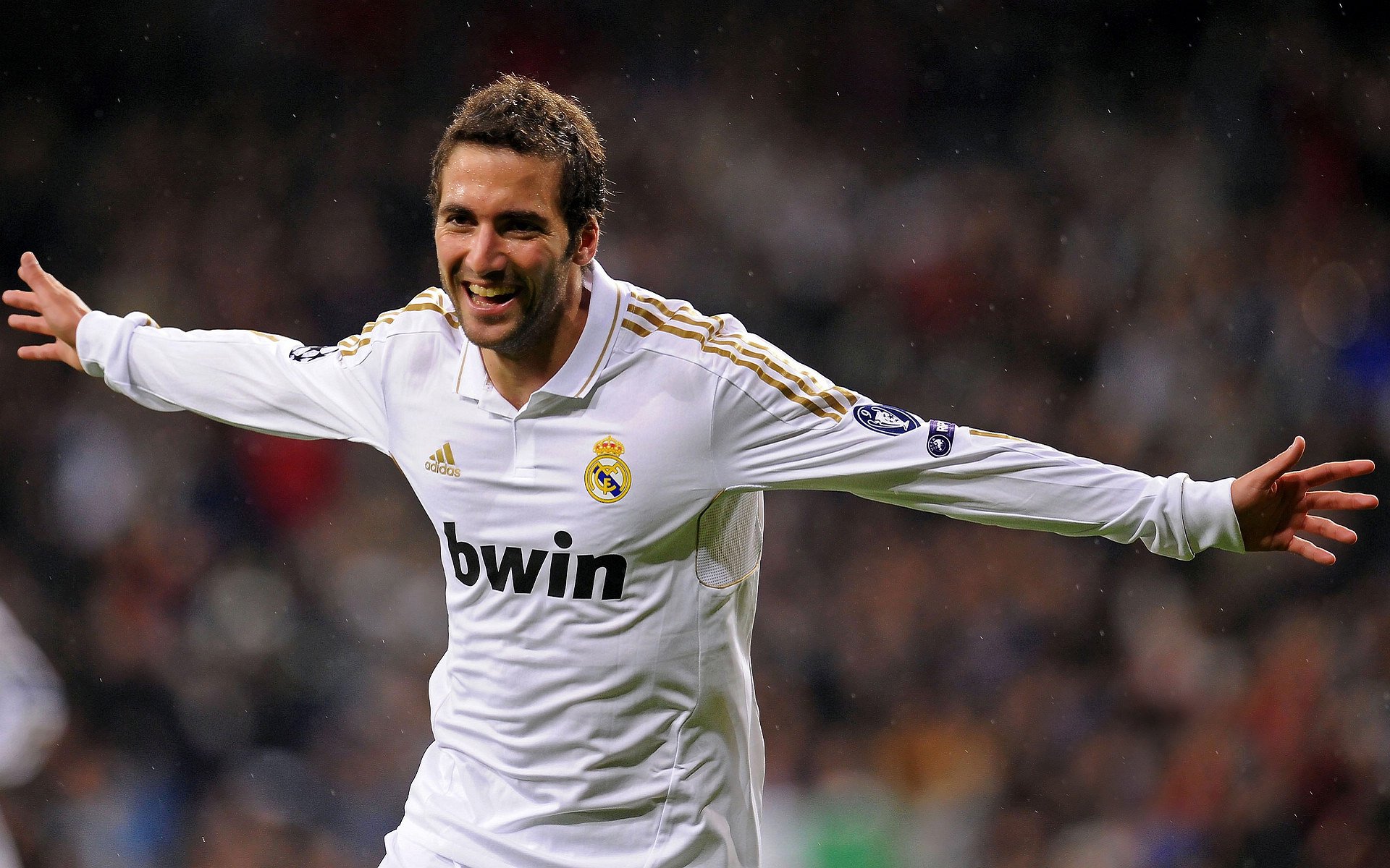 校园足球联赛升级比赛场地提升整体参赛体验，校园足球班级联赛比赛规程