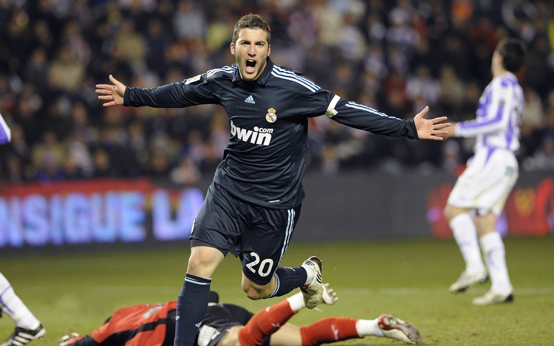 法甲青训崛起：未来巨星在这片绿茵扬帆！，法甲 百科